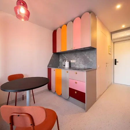 Berlin アパートホテル